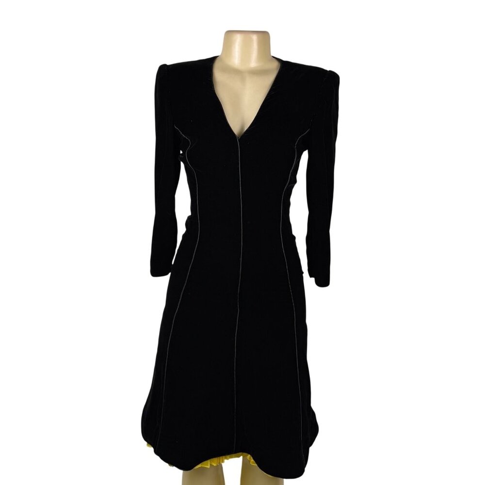Valentino Womens Black Velvet Long Sleeve Fitted Dress Italy Formal Size 10
